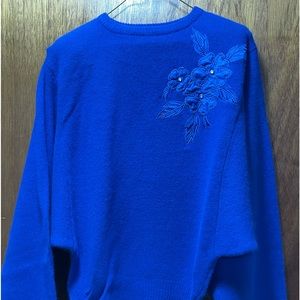 Ladies medium blue sweater